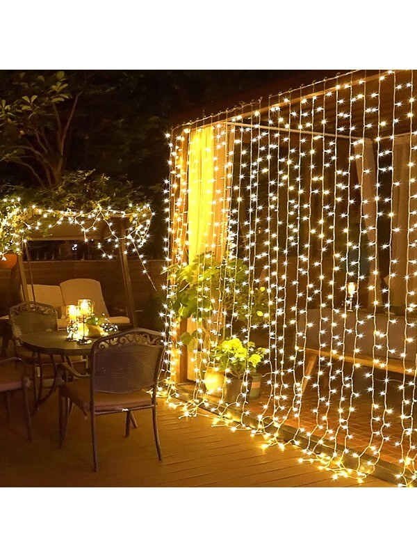 Perde Led 2,5 x2,5 8 Fonksiyonlu  12 Saçaklı 180 Ledli Kablolu Fişli