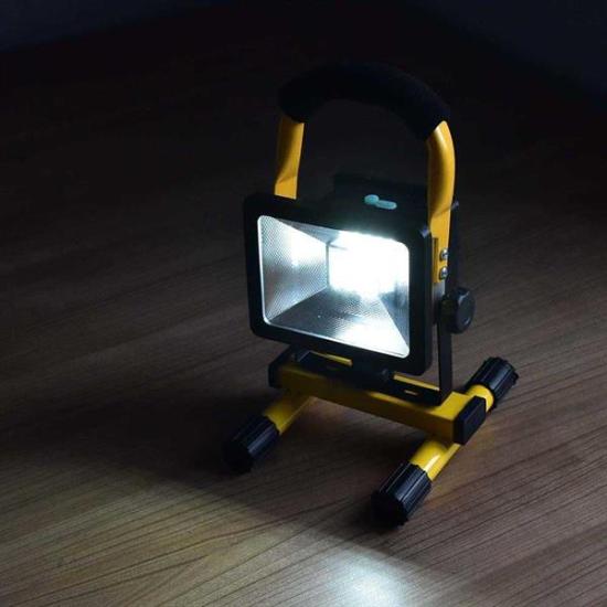 Şarjlı Spot Lamba Projektör Watton Wt-329