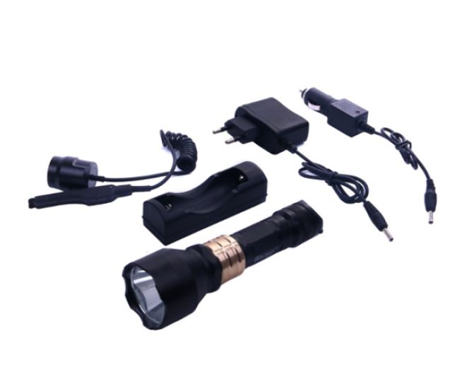 Watton WT-016 Sarı Işık 600 Lümen Özel Şarjlı Avcı Feneri
